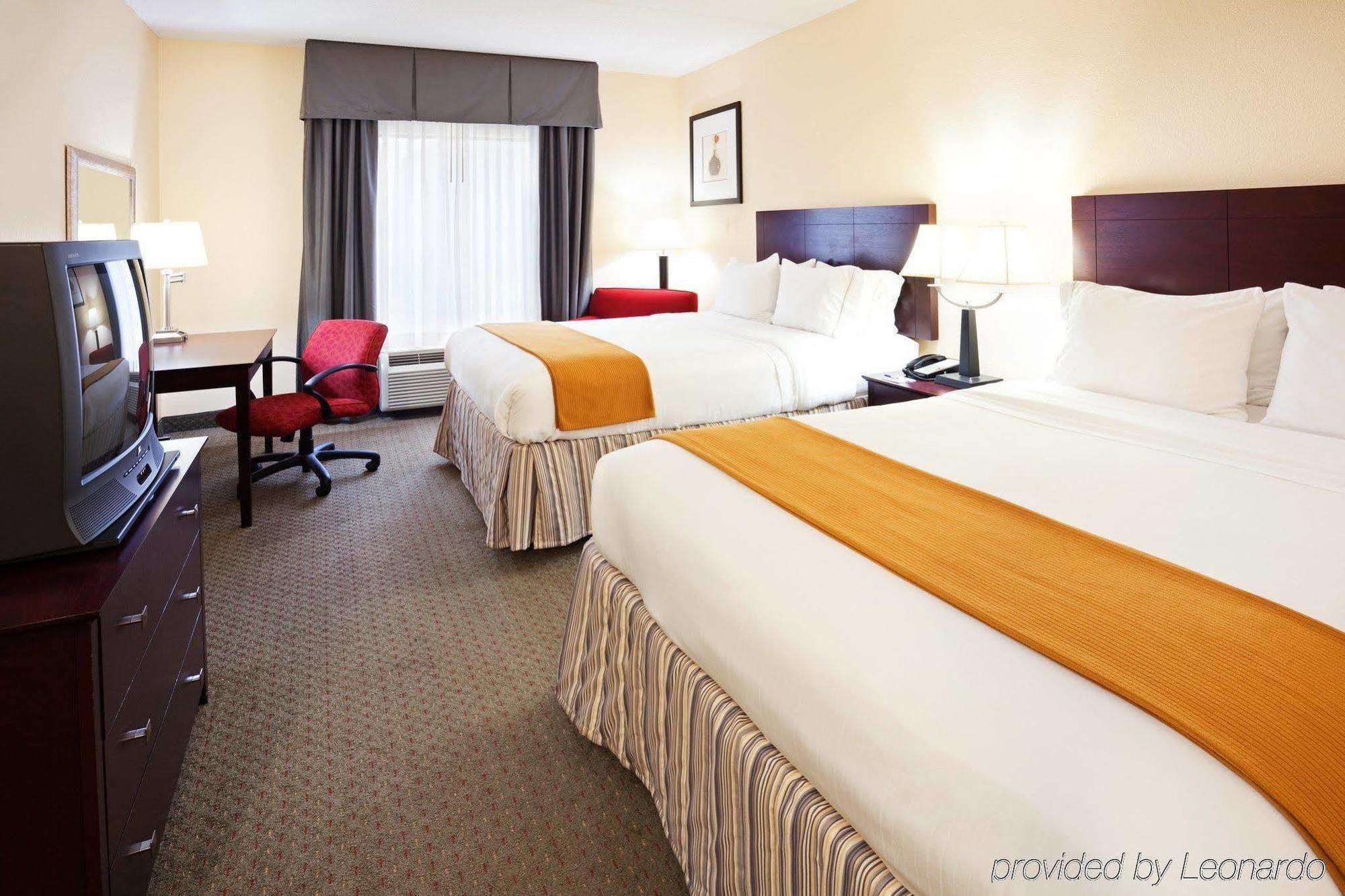 Holiday Inn Express Knoxville-Strawberry Plains By Ihg Exterior foto