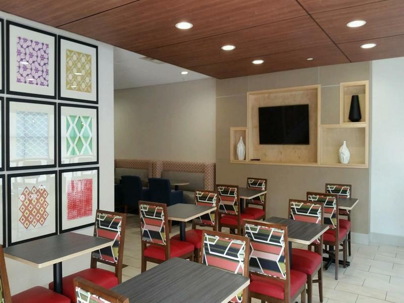 Holiday Inn Express Knoxville-Strawberry Plains By Ihg Exterior foto