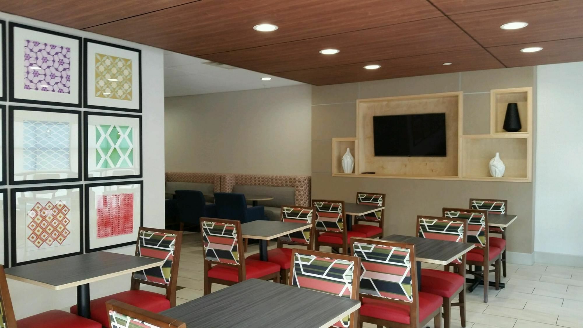 Holiday Inn Express Knoxville-Strawberry Plains By Ihg Exterior foto