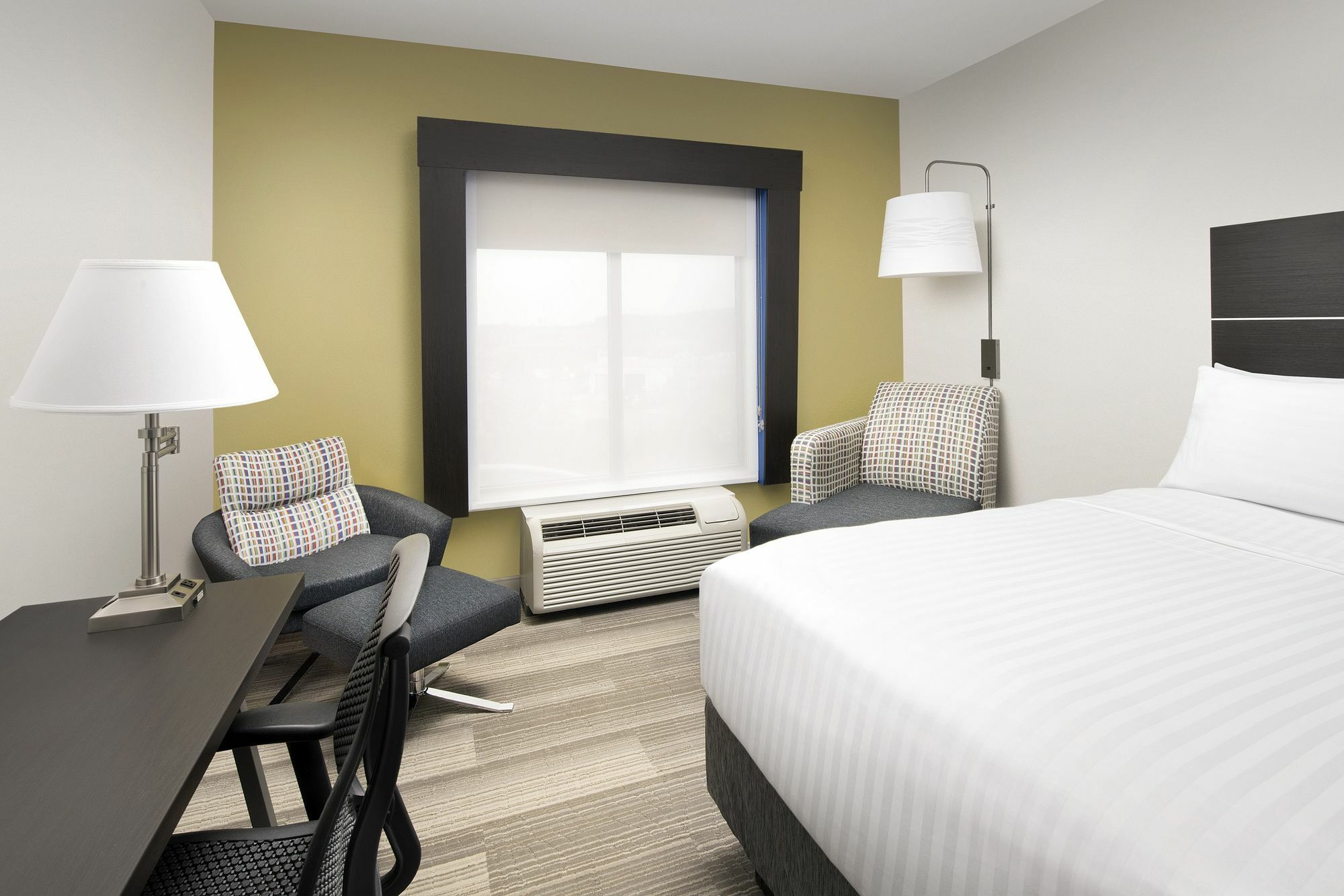 Holiday Inn Express Knoxville-Strawberry Plains By Ihg Exterior foto