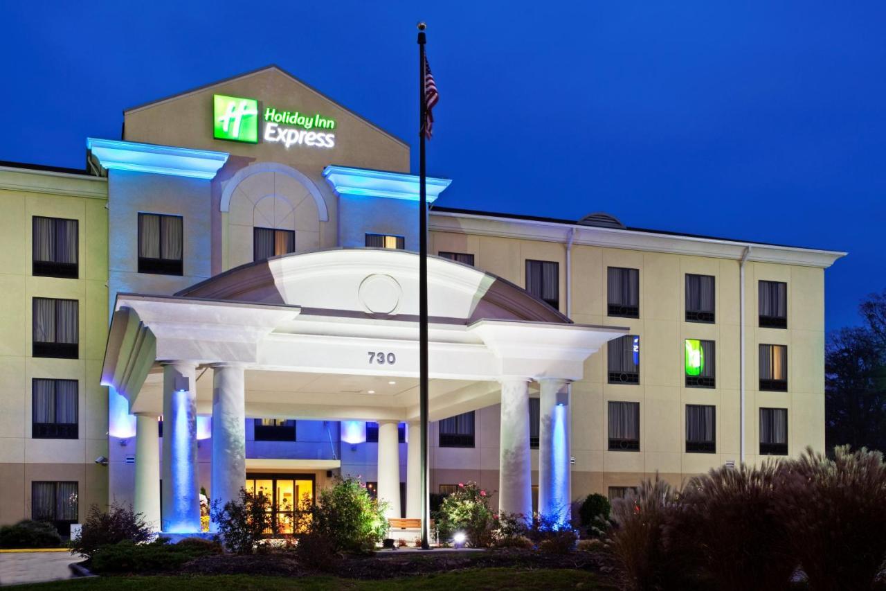 Holiday Inn Express Knoxville-Strawberry Plains By Ihg Exterior foto